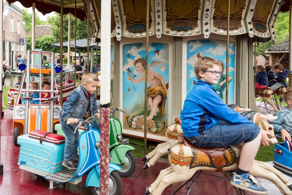 draaimolen bij het boerenbondsmuseum